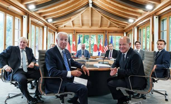 G7、北约双峰会连轴开，西方国家看似收获满满，实则外强中干。